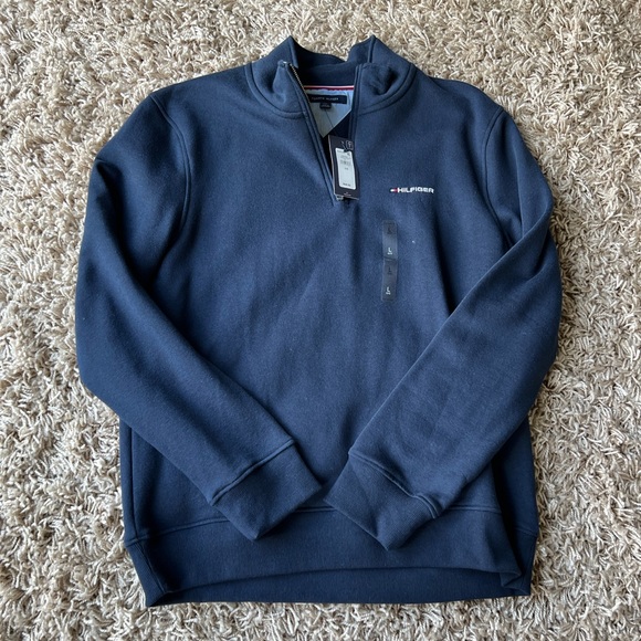 Tommy Hilfiger Other - 🤎2/$50 ⭐️Host Pick⭐️NWT Tommy Hilfiger Sweatshirt